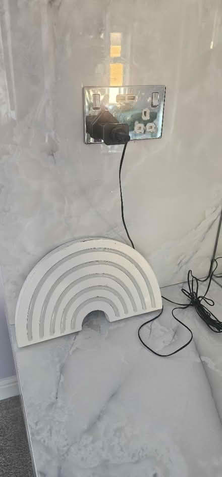 Photo of free Rainbow light (SL3) #1