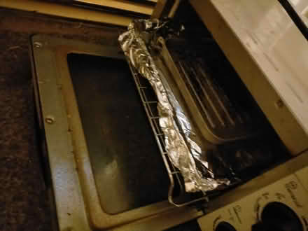 Photo of free Small electric oven/grill table top (Kingsmoor CM18) #3