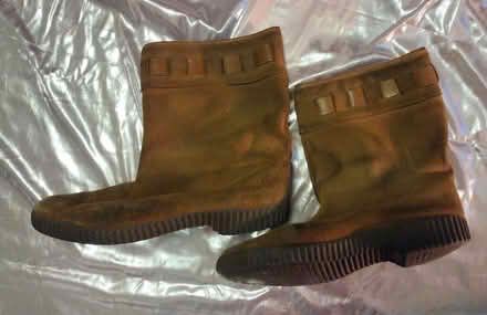Photo of free vintage ladies suede boots size 7 (West Marina TN38) #1