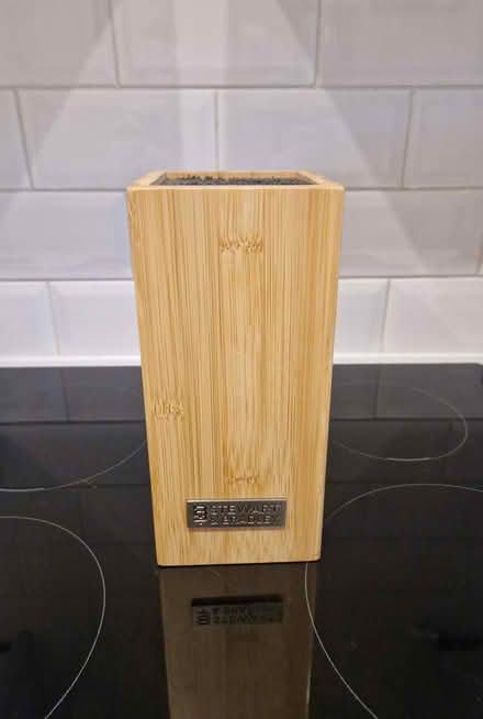 Photo of free Universal knife block (Crystal Palace, SE19) #3
