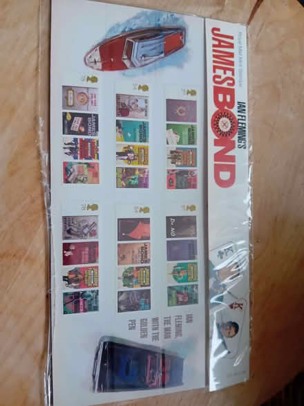 Photo of free 007 stamps (Kingston Hill ST16) #1