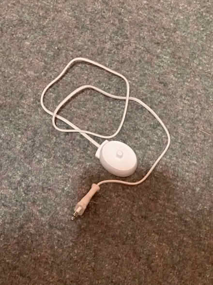 Photo of free oral b toothbrush charger (Hollins BL9) #1