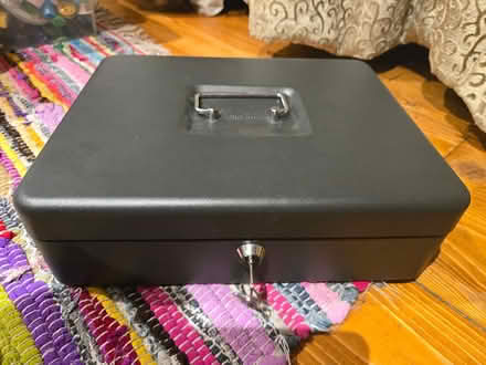 Photo of free Locking cash box (BS5) #1