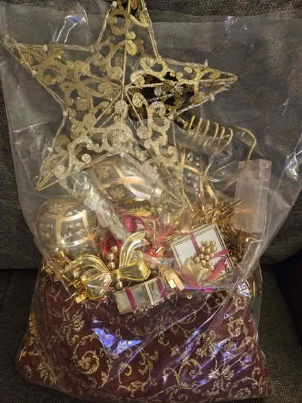 Photo of free Red and Gold Decorations (Boldmere B73) #1