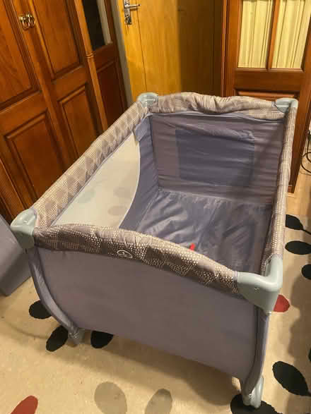 Photo of free Travel cot (Barking IG11) #1