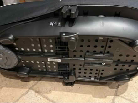 Photo of free Chicco car seat for 0-6 months (Belvedere DA17) #2