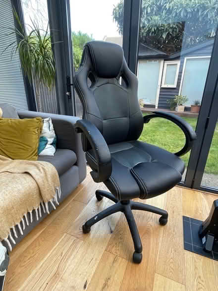 Photo of free Adjustable desk chair (W4) #1