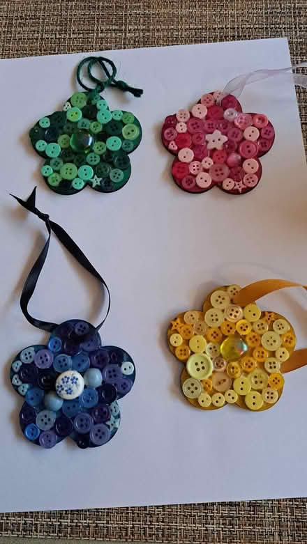 Photo of free Button mosaic ornaments handmade (Littlehaven) #1