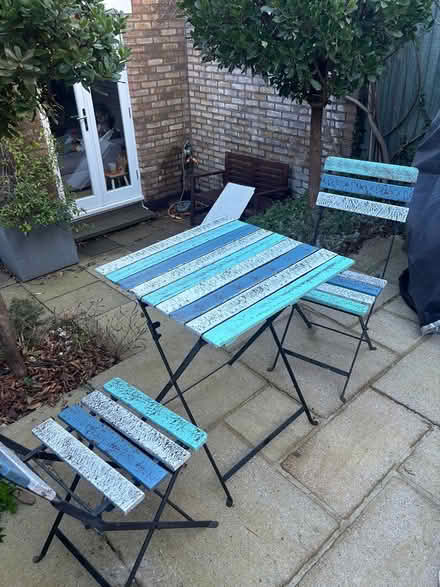 Photo of free Garden table and chairs (Fulham SW6) #1