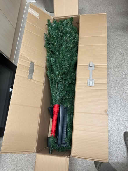 Photo of free Fake Xmas tree (North Laine BN1) #2