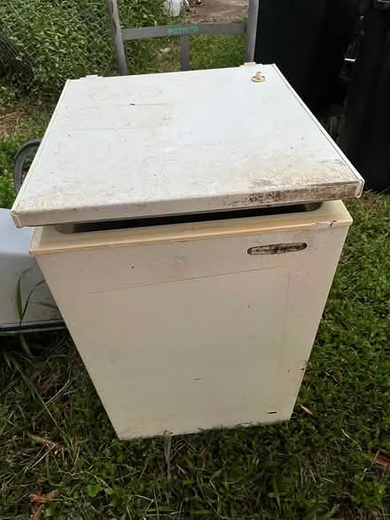 Photo of free Kelvinator chest freezer (Caboolture) #1