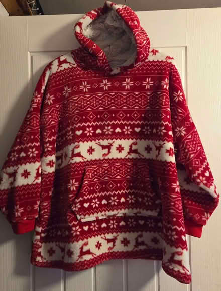 Photo of free Big red Blanket Hoodie (Whittlebury NN12) #1
