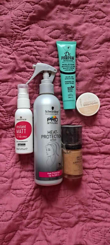 Photo of free Used make up, skincare or haircare (RG302) #1