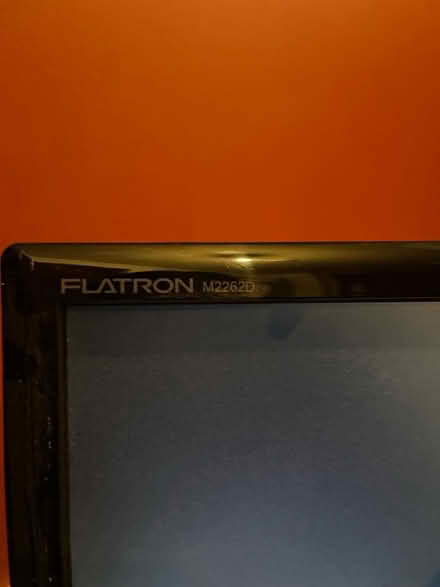 Photo of free Small LG TV (New Cross SE14) #3