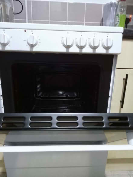 Photo of free Cooker (Chalfont St Giles HP8) #3