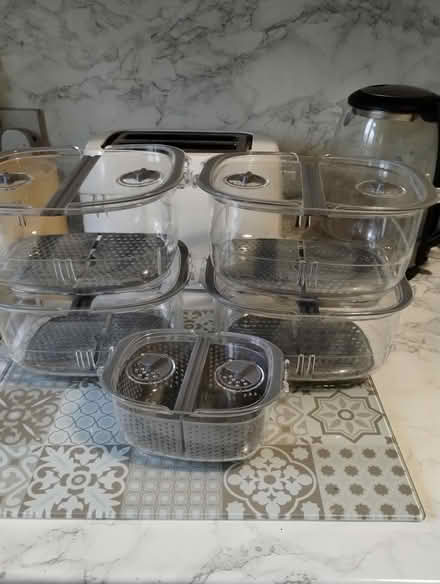 Photo of free fruit and veg fridge keepers M&S (Speedwell Bristol) #4