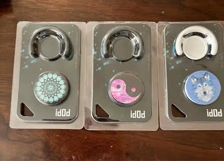 Photo of free 3 Pop Socket phone grips (Stevenage SG1) #1