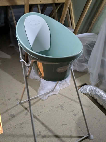 Photo of free Baby bath (Eastlands CV21) #4
