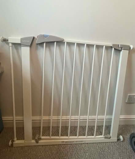 Photo of free Lindam Stair/Baby gate with extension (Shefford Hardwick SG17) #1
