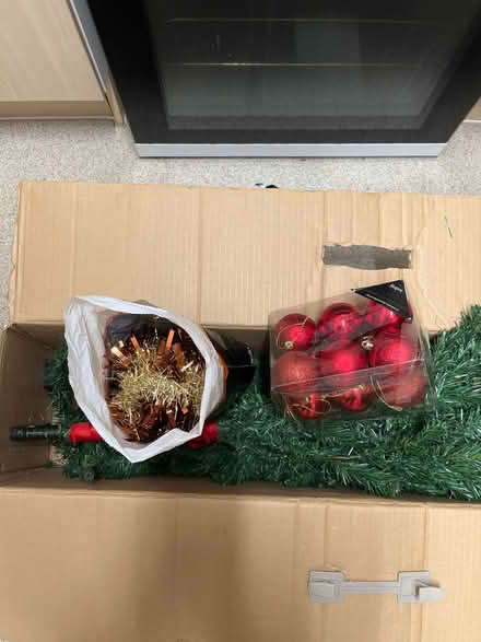 Photo of free Fake Xmas tree (North Laine BN1) #3