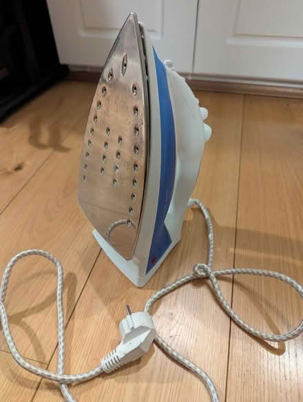 Photo of free Iron with European plug (Wimbledon Park (SW19)) #2