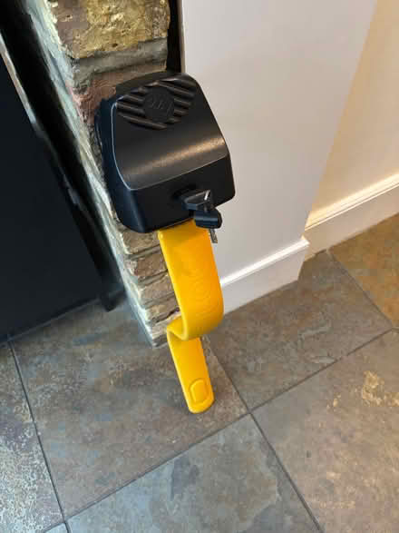 Photo of free Car wheel lock and two keys (Raynes Park SW20) #1