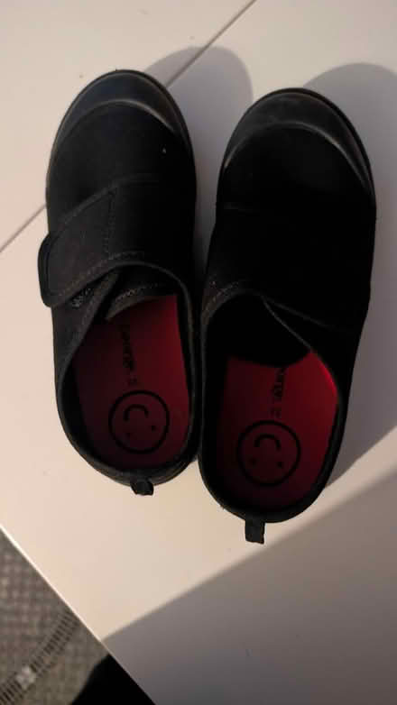 Photo of free Plimsolls (BN27) #3