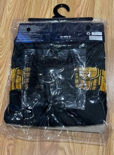 Photo of free Batman costume (Columbia) #4