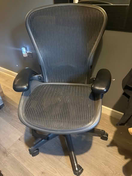 Photo of free Large professional desk chair (Wallington SM6) #1