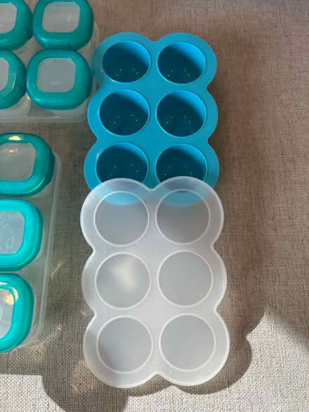 Photo of free Infant containers and spoons (Hamilton Heights) #3