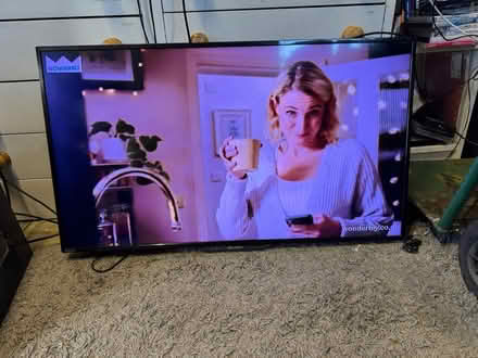 Photo of free Televsion (Croydon) #3