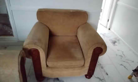 Photo of free Sofa. 2+1+1 (Wv60qh) #3