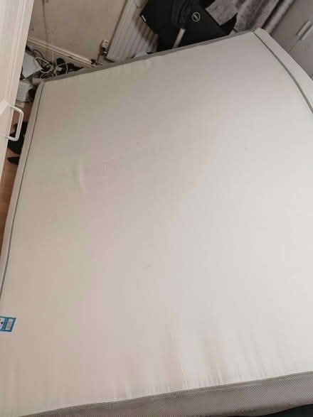 Photo of free King size mattress (South Croydon CR2) #4