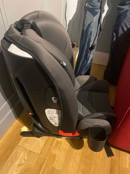 Photo of free Isofix baby car seat (Sutton) #2