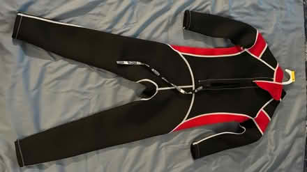 Photo of free Hisea wetsuit for kids size 6 (Columbia) #3