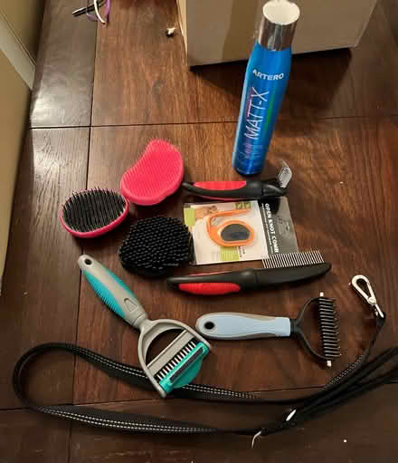Photo of free Variety of Cat/ Dog grooming tools (Stevenage SG1) #1