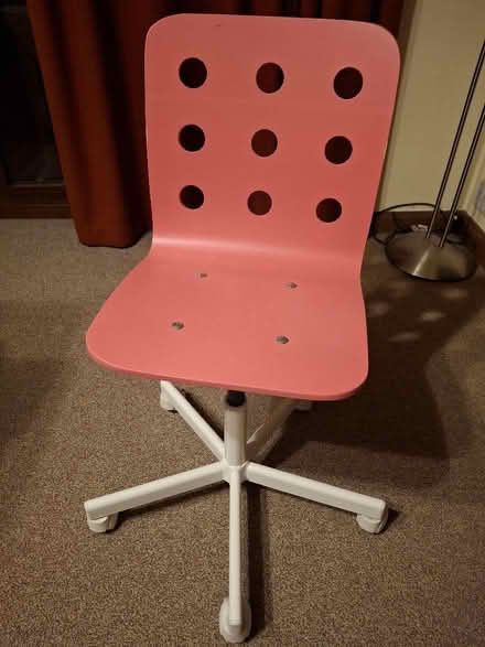 Photo of free Child's chair (Cam GL11) #1