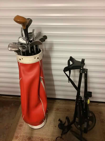 Photo of free Assorted golf clubs, bag and buggy (Daw Knowle HD5) #1