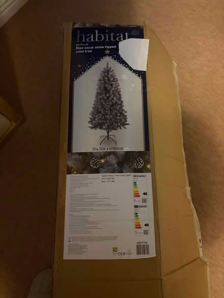 Photo of free Pre lit 6ft Christmas Tree (Middlewich CW10) #1
