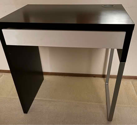 Photo of free Modern Black Desk (Redwood City) #1