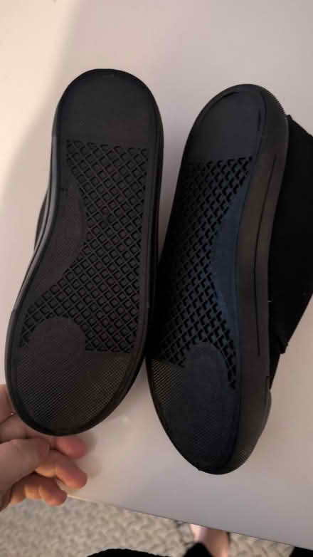 Photo of free Plimsolls (BN27) #2