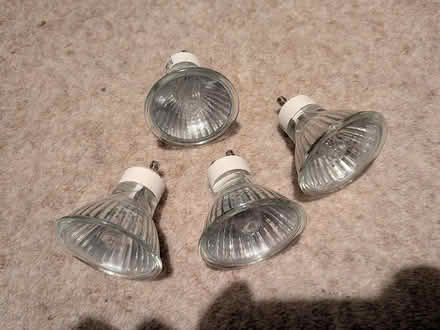 Photo of free 3 GU10 Halogen Spotlight Bulbs (SW19) #1