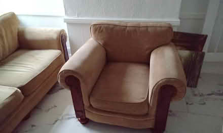 Photo of free Sofa. 2+1+1 (Wv60qh) #2