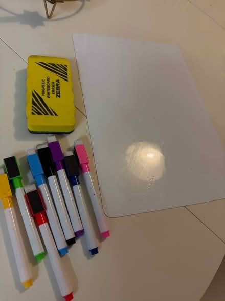 Photo of free Magnetic whiteboard set (Woodley RG5) #1