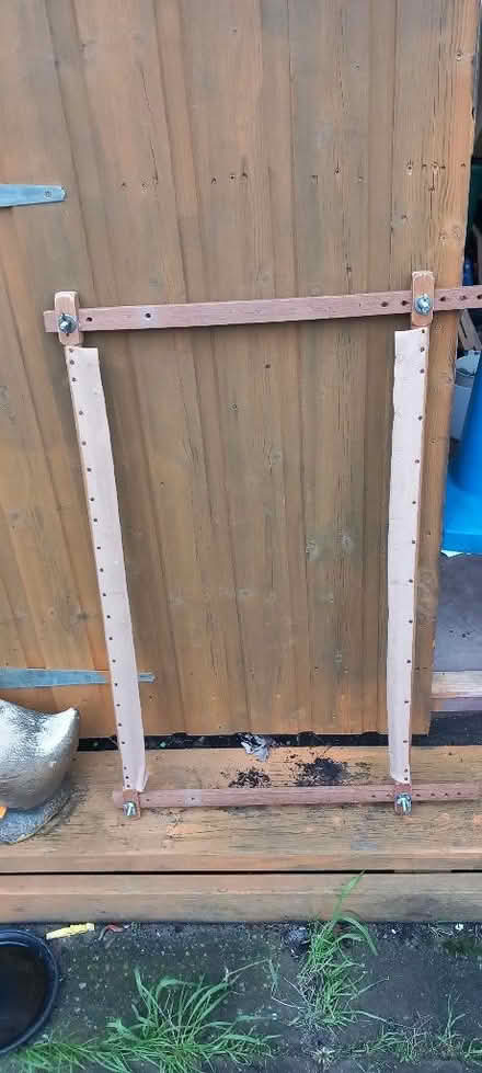 Photo of free 3ft sewing frame (Southam CV47) #1