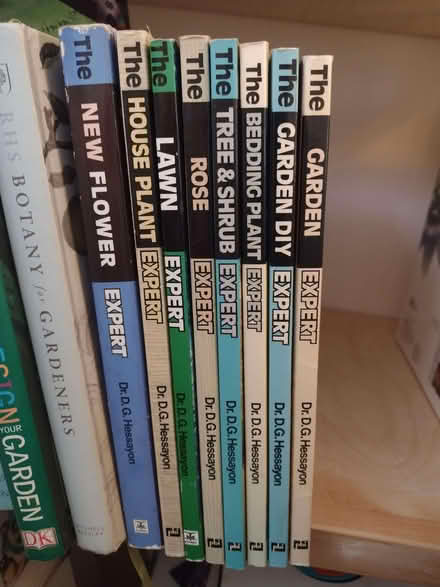 Photo of free "Expert" gardening books (Llanishen CF14) #1