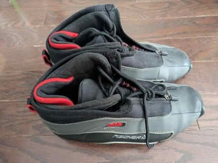 Photo of free Men's EU size 43 SNS PROFIL binding (Merivale and Baseline) #1