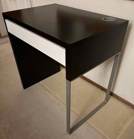 Photo of free Modern Black Desk (Redwood City) #3
