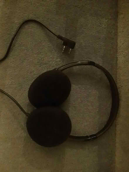 Photo of free Headphones (HP13 near railway station) #1