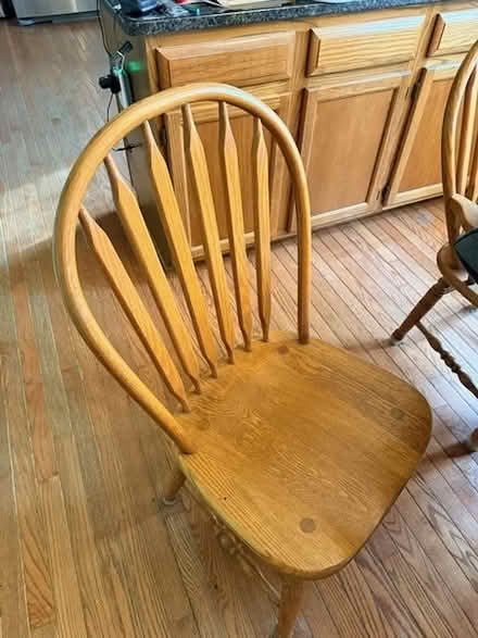 Photo of free Round Oak Table w/ 4 Chairs (Courts of Four Seasons) #2